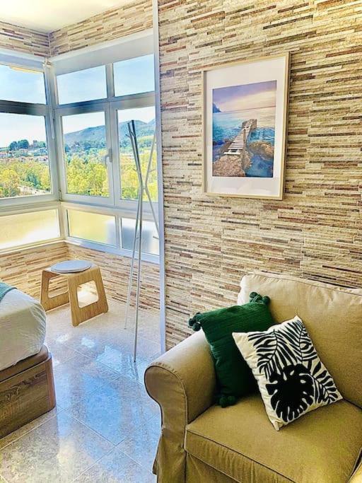 Alterhome Luminoso Estudio Con Piscina Y Maravillosas Vistas Torremolinos Exteriör bild
