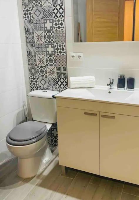 Alterhome Luminoso Estudio Con Piscina Y Maravillosas Vistas Torremolinos Exteriör bild